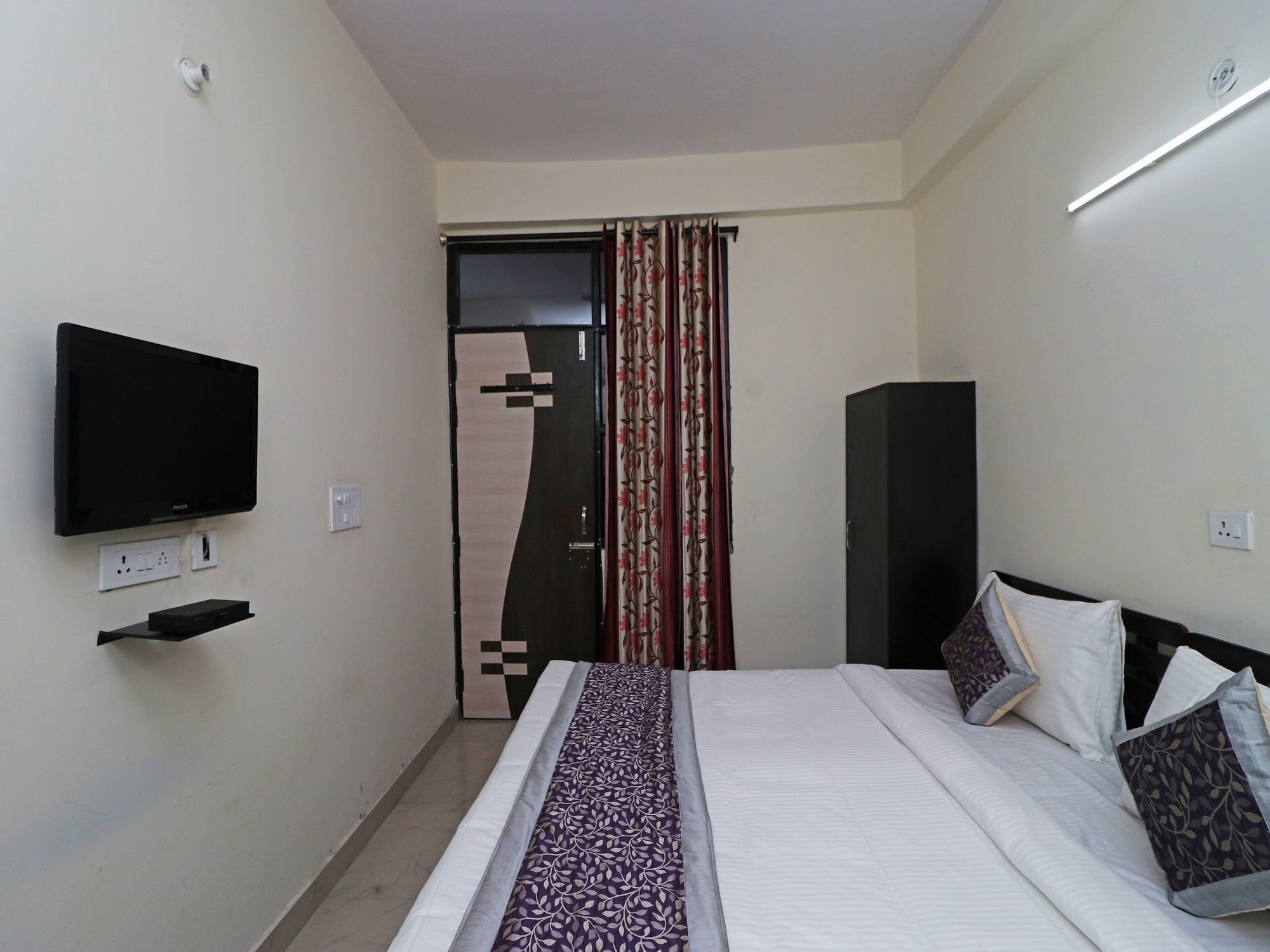 Oyo Triage Home Stay Noida Buitenkant foto